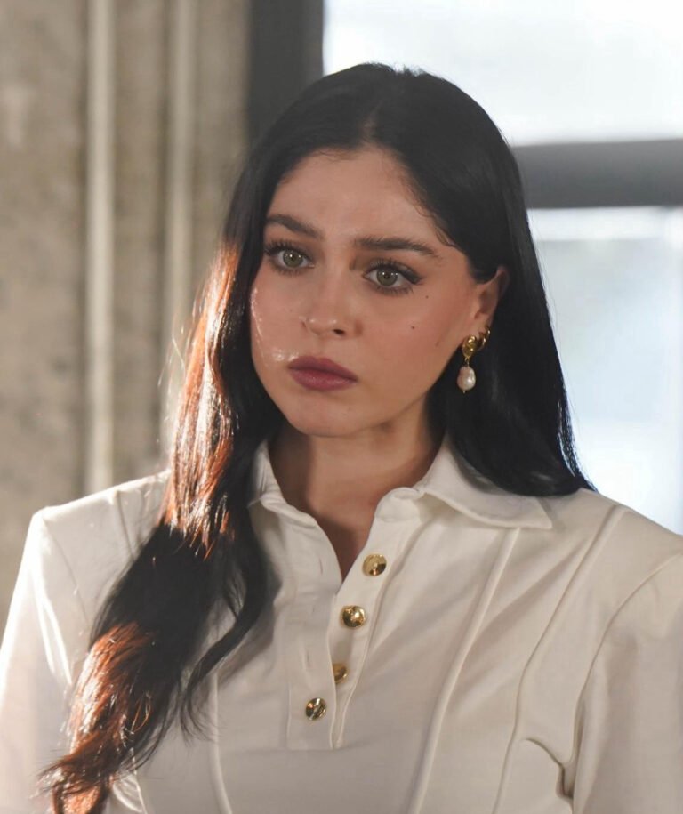 cemre baysel in güller ve günahlar