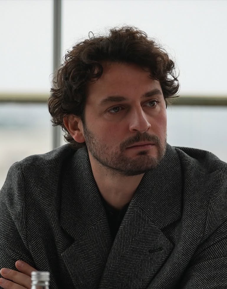 Birkan Sokullu in digital series pay