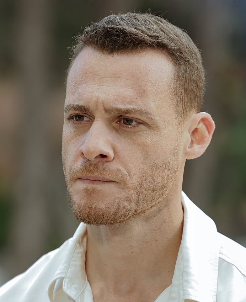 kerem bürsin in carpinti