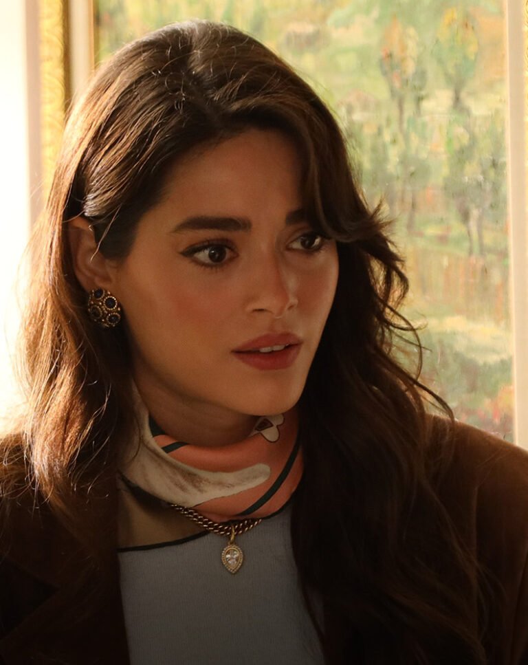 simay barlas in aynadaki yabancı