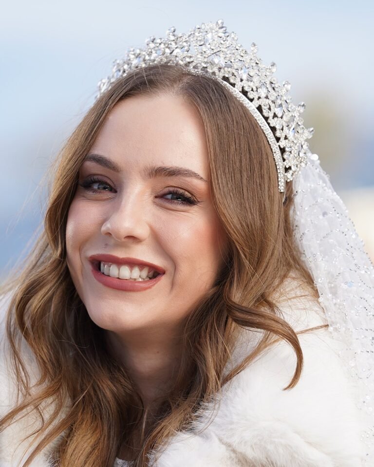 Hande Nur Tekin as sevcan in tasacak bu deniz