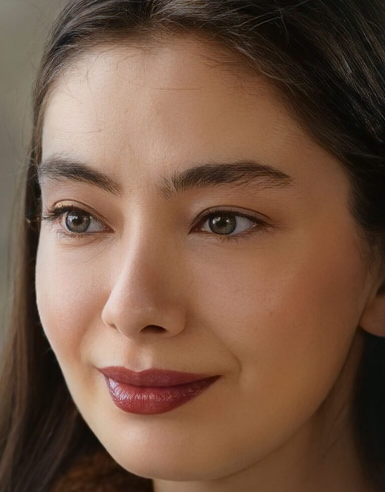 Neslihan Atagül Doğulu smiling 2025-2026 new