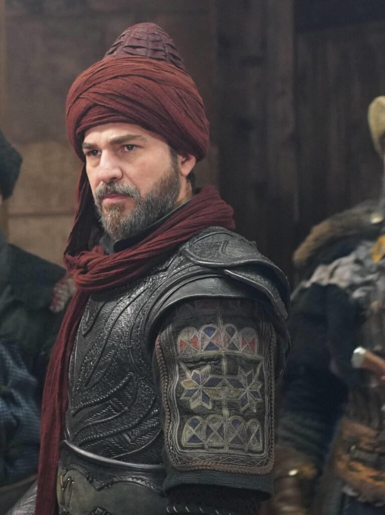 engin altan duzyatan in diriliş Ertuğrul