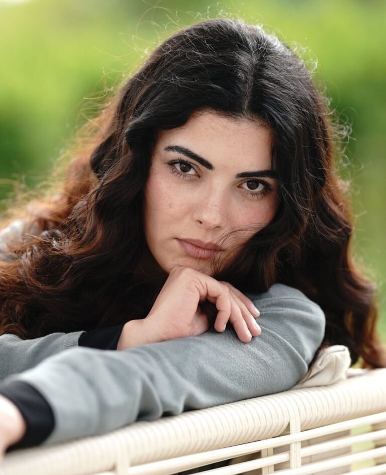 setenay süer in yemin / the promise