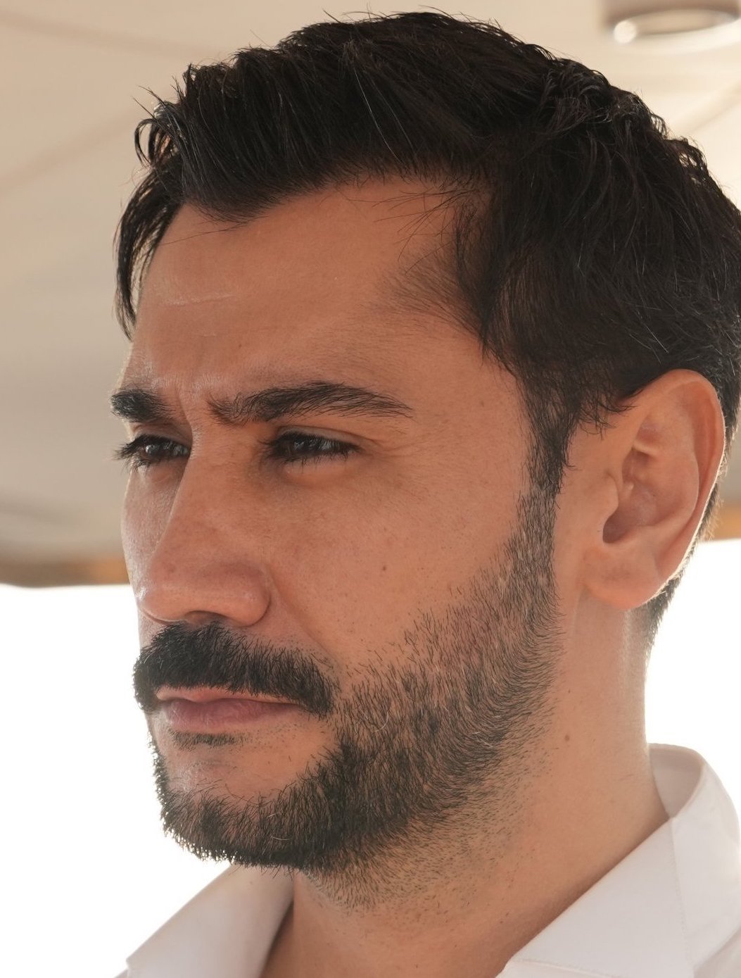Uğur güneş in series rüya gibi