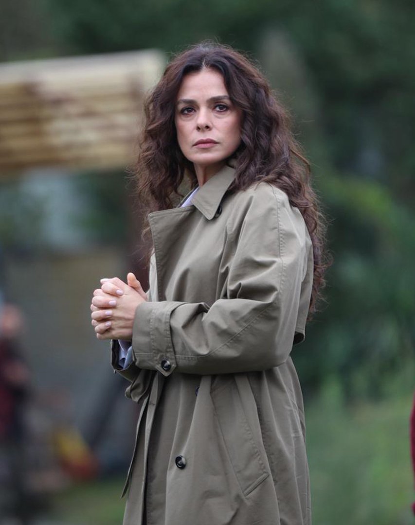 Özge Özpirinçci in series sakıncalı