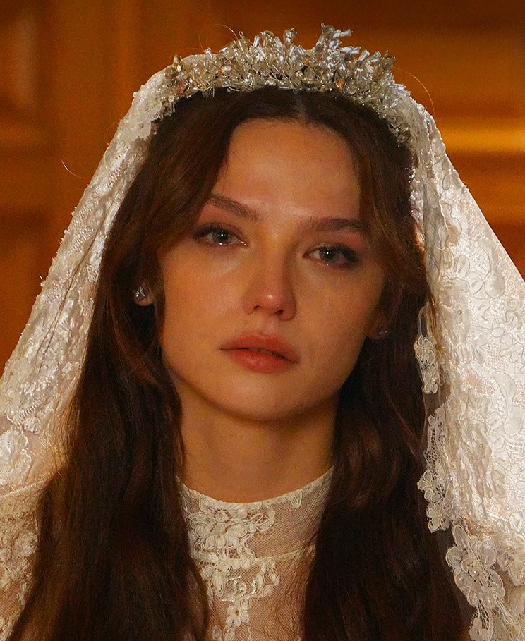 nilsu berfin aktas in ayni yağmur altında