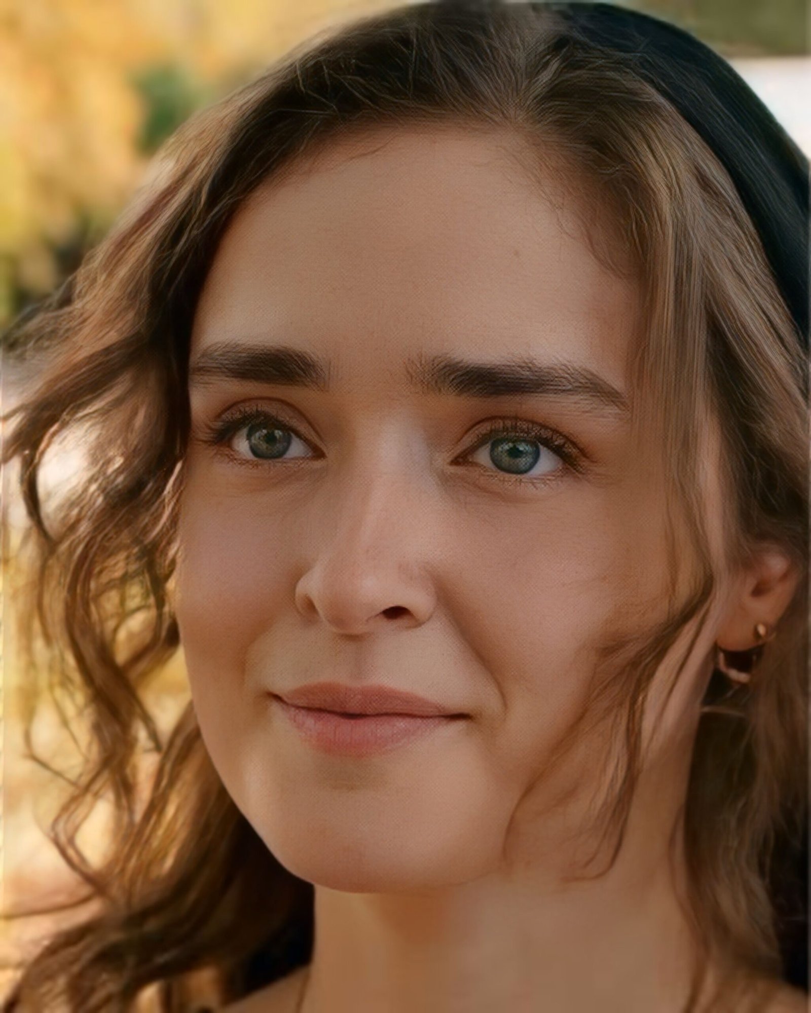 bilge Yilmaz as cicek in arafta